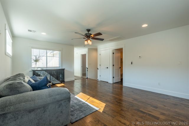 312 E Dallas Street, Broken Arrow, OK 74012