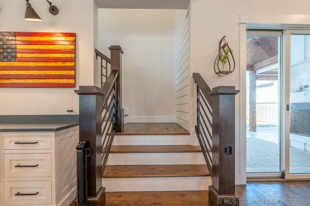 312 E Dallas Street, Broken Arrow, OK 74012