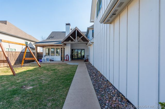 312 E Dallas Street, Broken Arrow, OK 74012