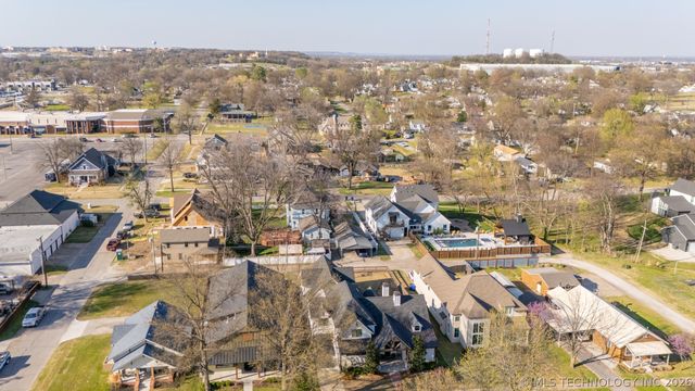 312 E Dallas Street, Broken Arrow, OK 74012