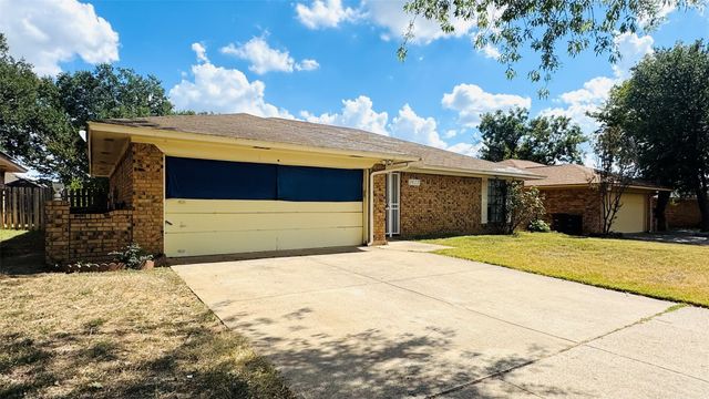 7417 Glen Haven Drive, Fort Worth, TX 76133