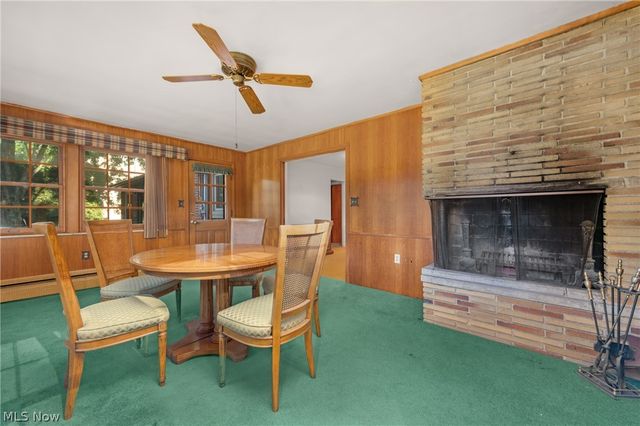 4820 W 211th Street, Fairview Park, OH 44126