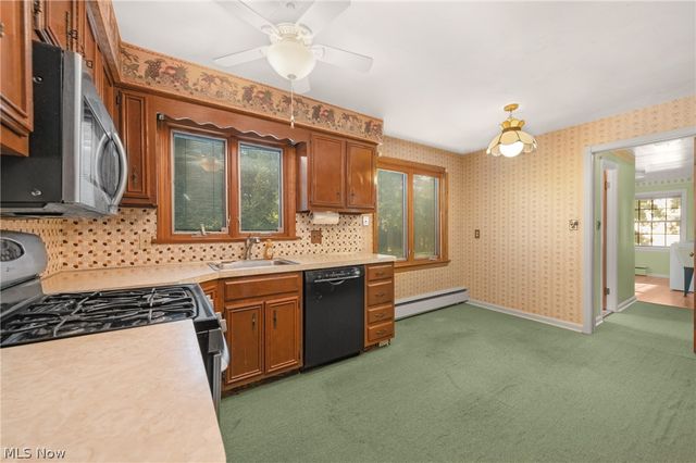 4820 W 211th Street, Fairview Park, OH 44126
