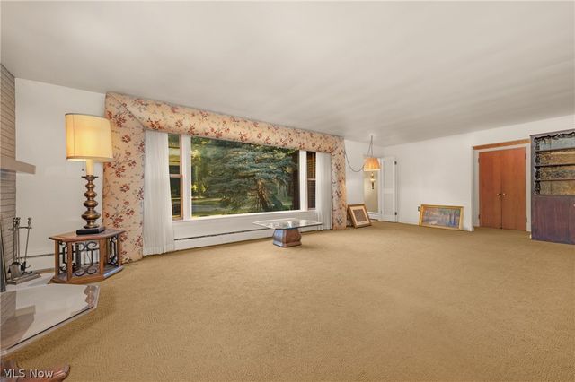 4820 W 211th Street, Fairview Park, OH 44126
