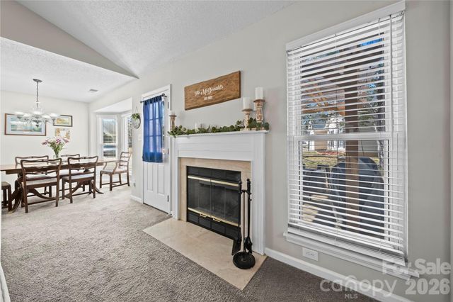 12112 Kempshott Court, Charlotte, NC 28273