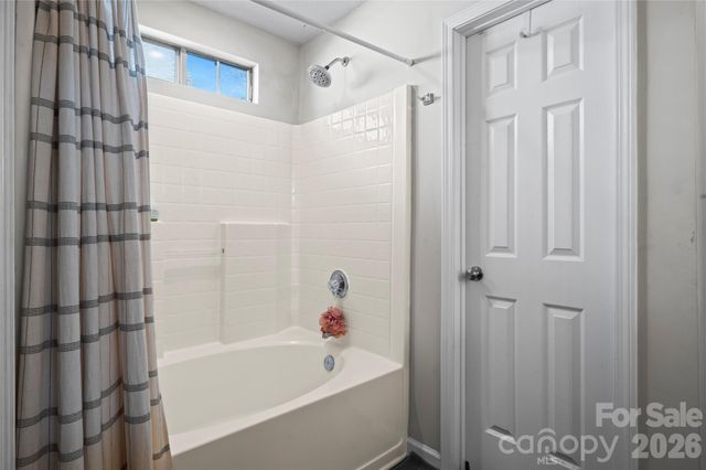 12112 Kempshott Court, Charlotte, NC 28273