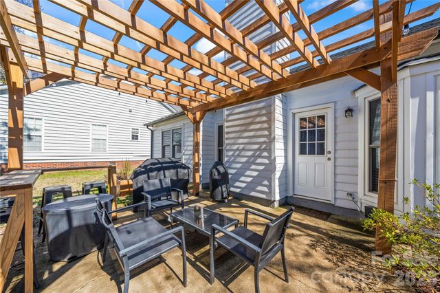 12112 Kempshott Court, Charlotte, NC 28273