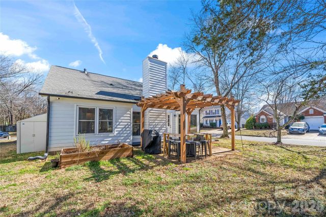 12112 Kempshott Court, Charlotte, NC 28273