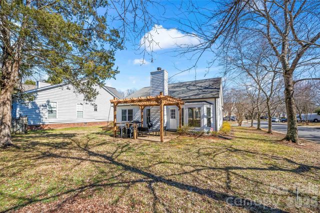 12112 Kempshott Court, Charlotte, NC 28273