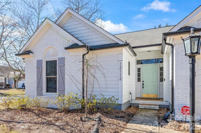 12112 Kempshott Court, Charlotte, NC 28273