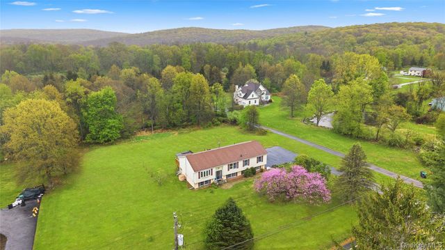 258 Scotchtown Collabar Road, Middletown, NY 10941