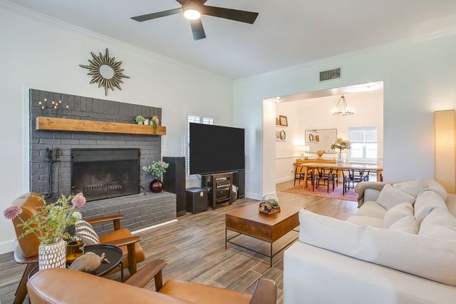 10638 CR 1016, Burleson, TX 76028