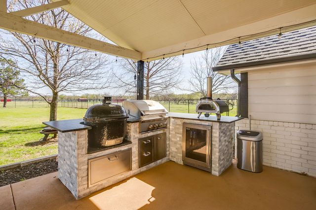 10638 CR 1016, Burleson, TX 76028