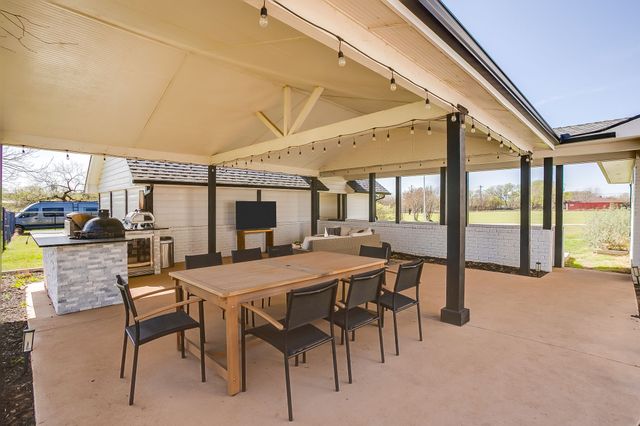 10638 CR 1016, Burleson, TX 76028