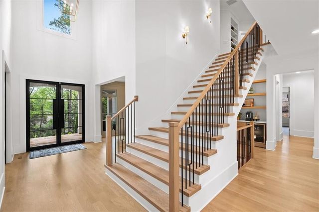 4970 Lake Forrest Drive, Atlanta, GA 30342