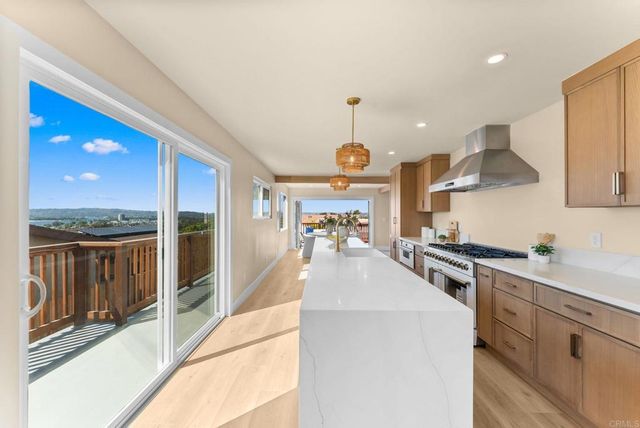 4474 Cape May Avenue, San Diego, CA 92107