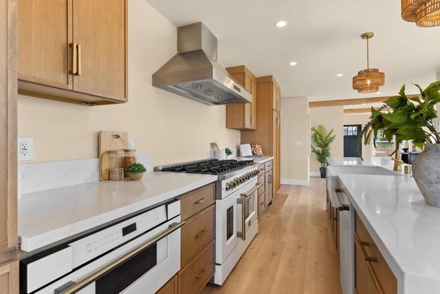 4474 Cape May Avenue, San Diego, CA 92107