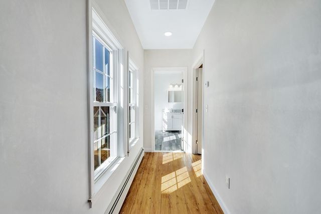 969 Chestnut Street B, Newton, MA 02464