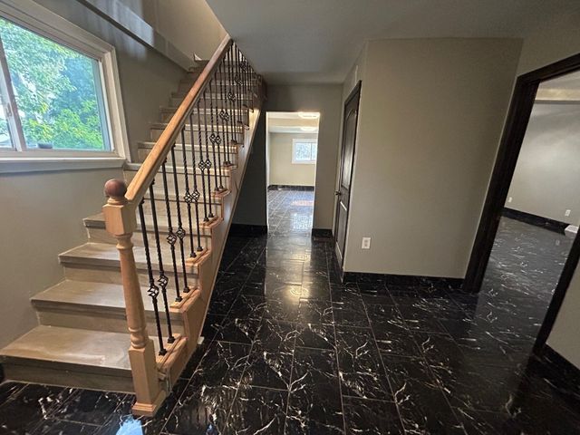 5849 Jackson Street, Taylor, MI 48180