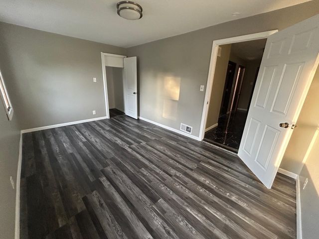 5849 Jackson Street, Taylor, MI 48180