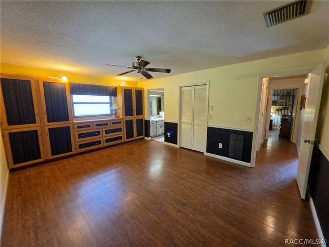 4 Laurelcherry Court, Homosassa, FL 34446