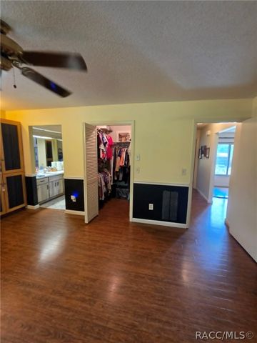 4 Laurelcherry Court, Homosassa, FL 34446