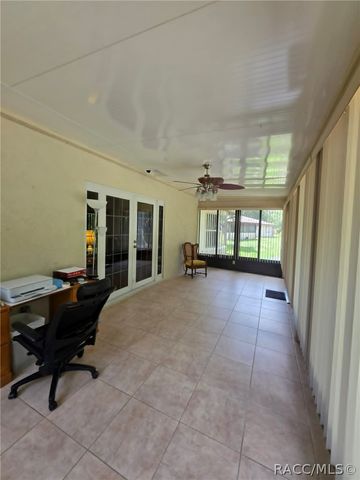 4 Laurelcherry Court, Homosassa, FL 34446