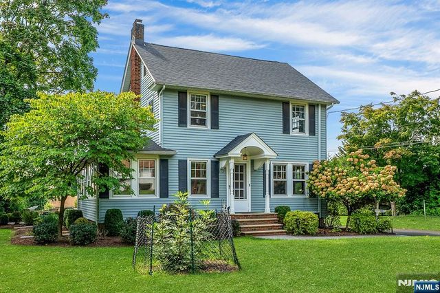 152 Hill Street, Midland Park, NJ 07432