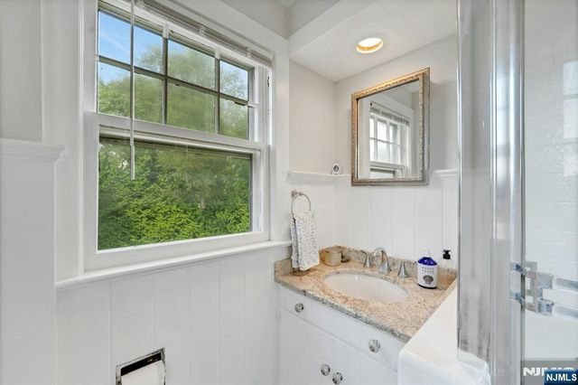 152 Hill Street, Midland Park, NJ 07432