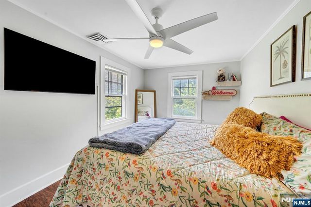 152 Hill Street, Midland Park, NJ 07432