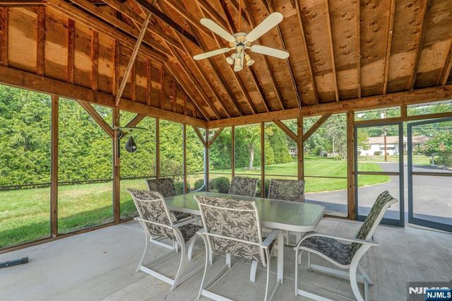 152 Hill Street, Midland Park, NJ 07432