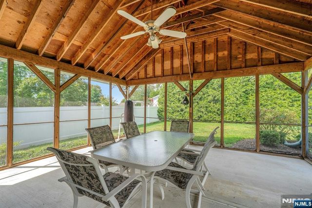 152 Hill Street, Midland Park, NJ 07432