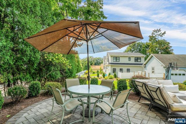 152 Hill Street, Midland Park, NJ 07432