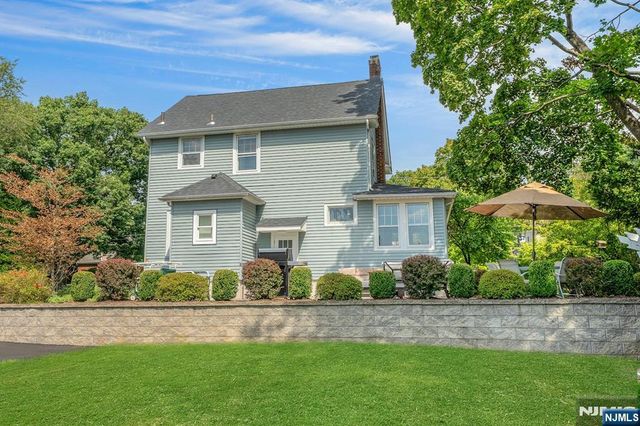 152 Hill Street, Midland Park, NJ 07432
