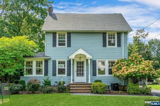 152 Hill Street, Midland Park, NJ 07432