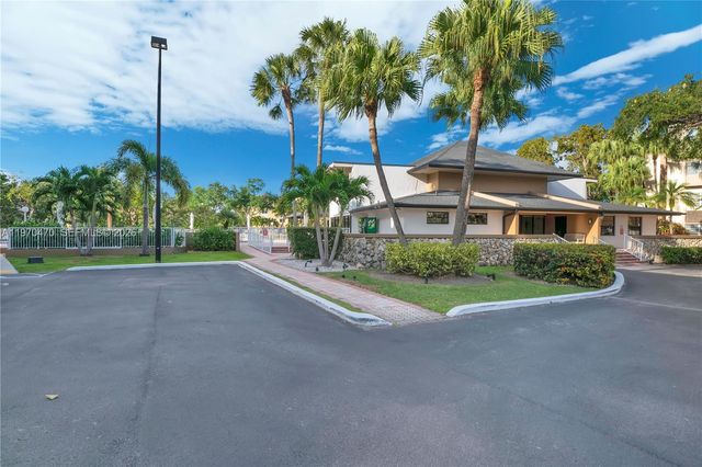 7747 SW 86th St D-403, Miami, FL 33143