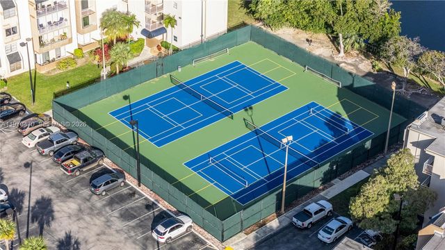 7747 SW 86th St D-403, Miami, FL 33143