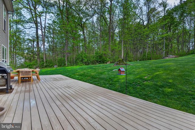 131 FREYS RD, Elizabethtown, PA 17022