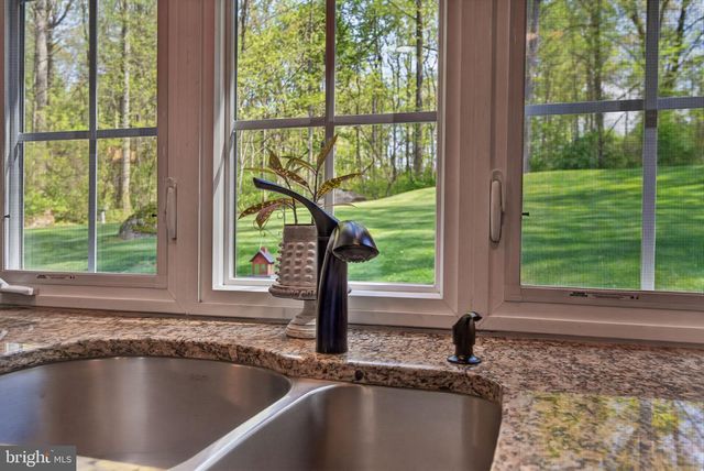131 FREYS RD, Elizabethtown, PA 17022