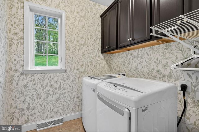 131 FREYS RD, Elizabethtown, PA 17022