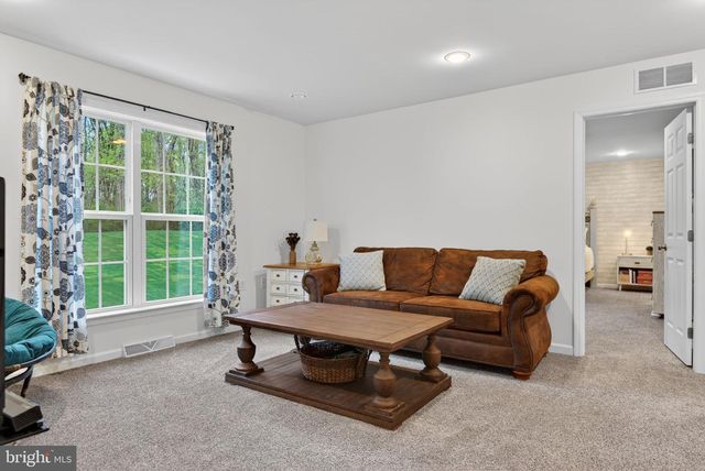 131 FREYS RD, Elizabethtown, PA 17022