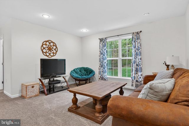 131 FREYS RD, Elizabethtown, PA 17022