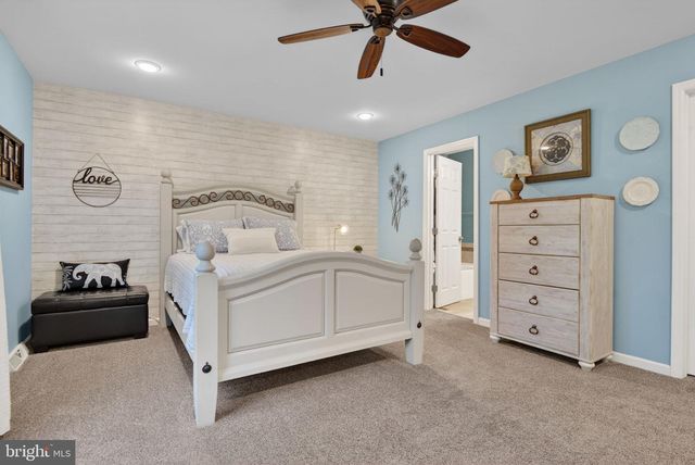 131 FREYS RD, Elizabethtown, PA 17022