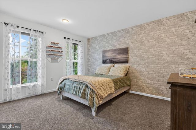 131 FREYS RD, Elizabethtown, PA 17022