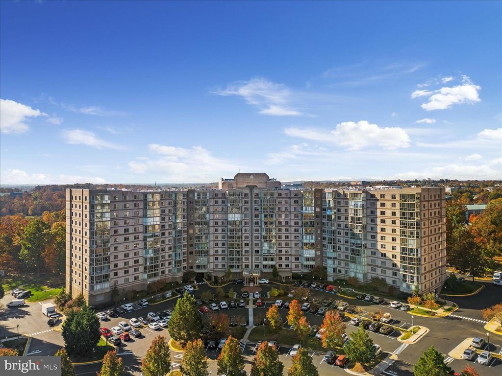 19375 CYPRESS RIDGE TER #207, Leesburg, VA 20176