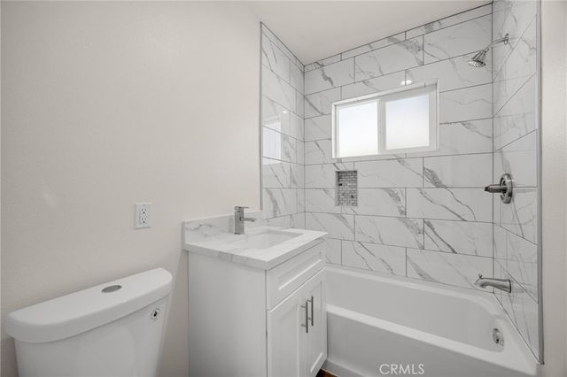 17748 Owen Street, Fontana, CA 92335