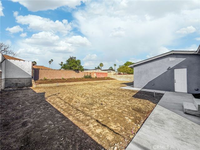 17748 Owen Street, Fontana, CA 92335