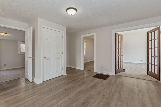 309 N Red Bud Trail, Buchanan, MI 49107