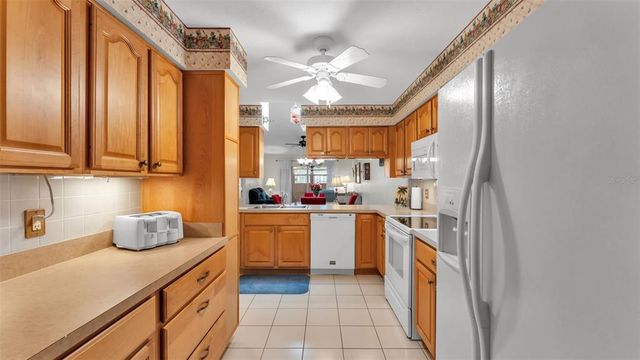 1504 OAKVIEW CIRCLE SE, Winter Haven, FL 33880