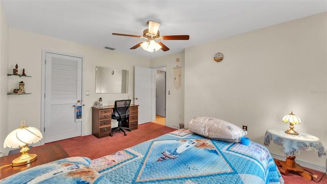 1504 OAKVIEW CIRCLE SE, Winter Haven, FL 33880